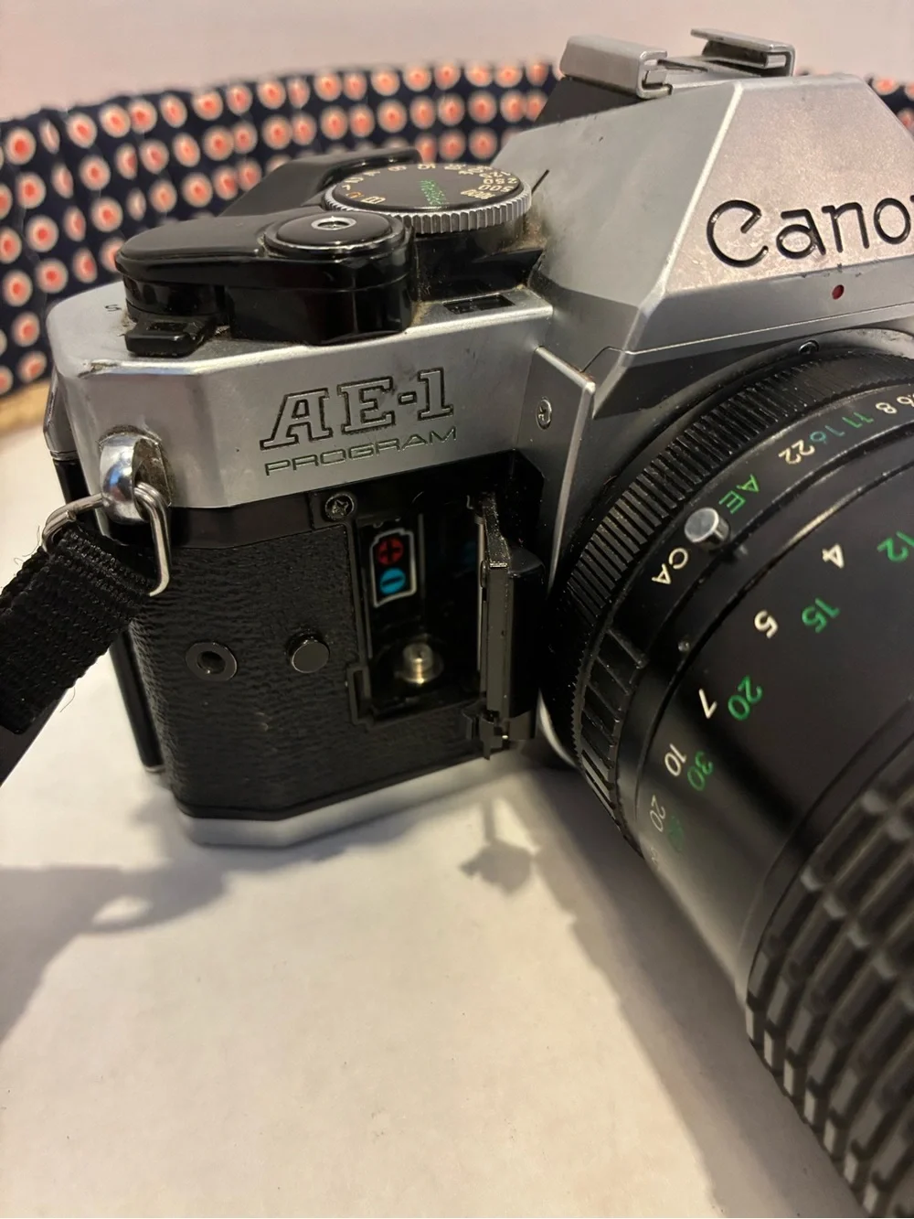 Canon  AE-1 Program 35mm Vintage Camera W/ FD 80-200mm Zoom Works